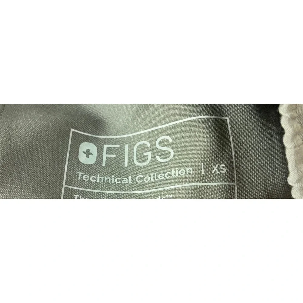 Figs Tansen Classic Cargo Jogger Scrub Pants Mens Size XS Grey NWT